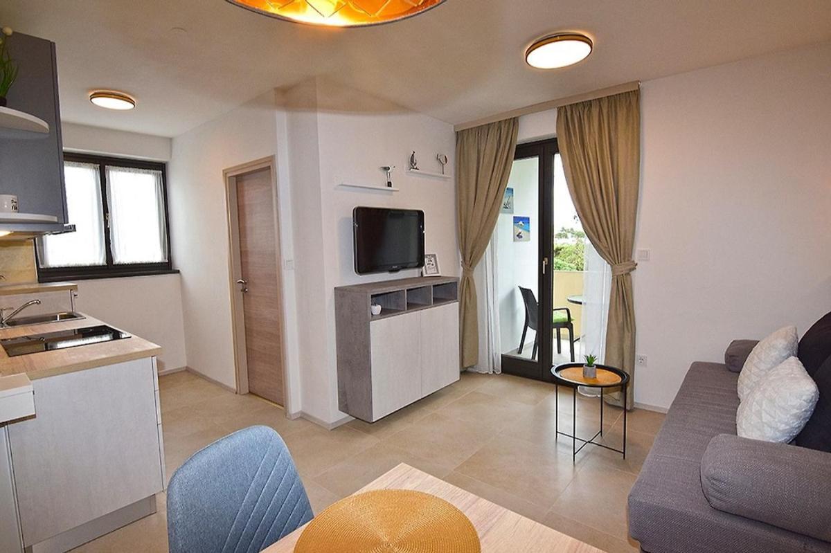 Sole Pula Apartman-Near Beach エクステリア 写真