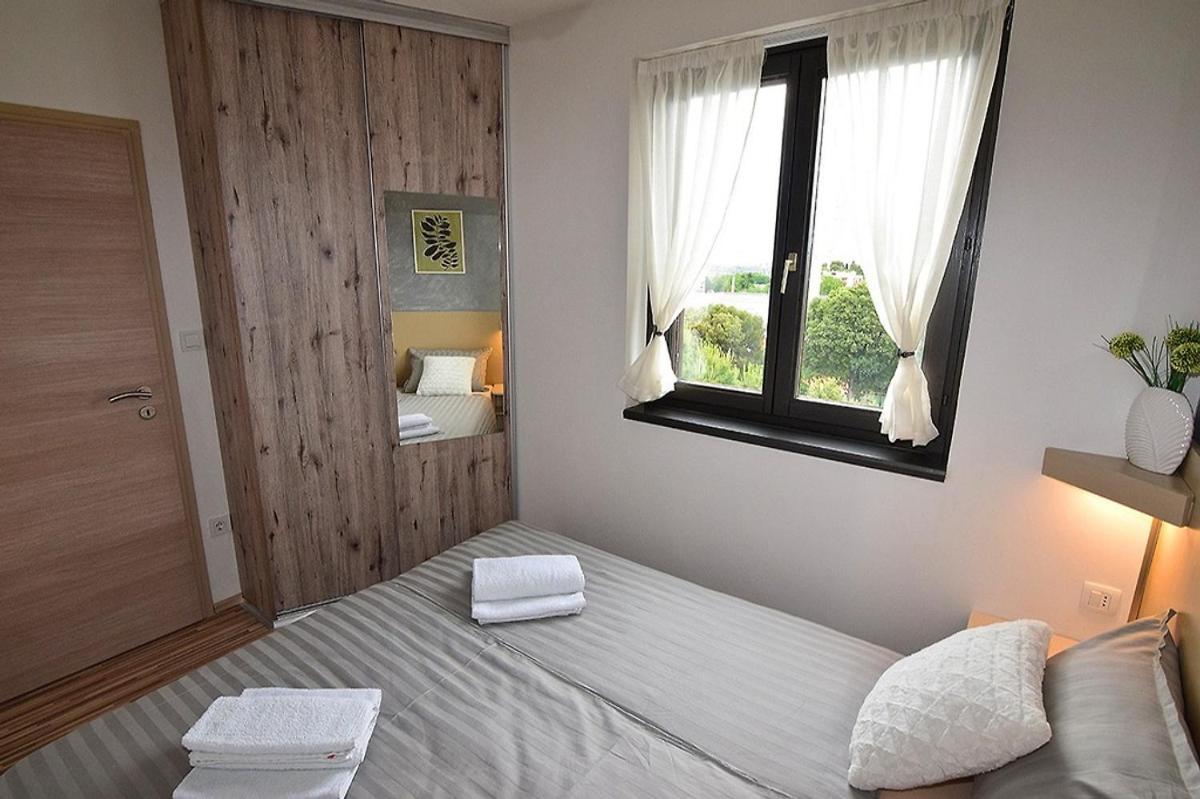 Sole Pula Apartman-Near Beach エクステリア 写真